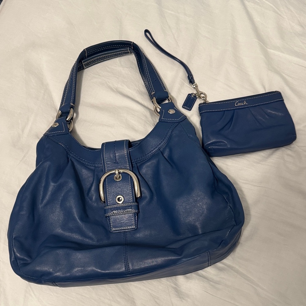 Coach Navy Leather Hobo Bag with Removable Pouch - Picture 2 of 10